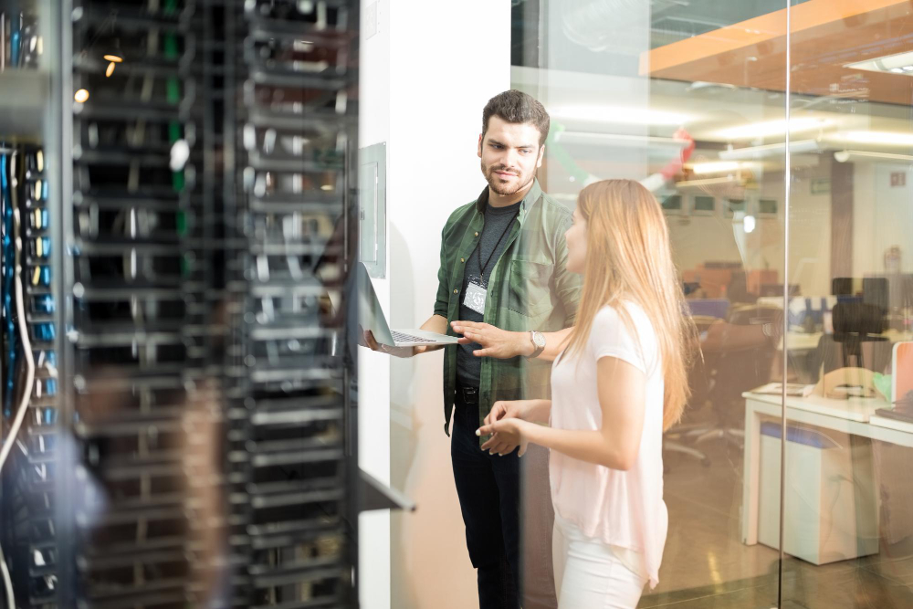 Pse Web Hosting ka rëndësi për biznesin tuaj (4 arsye kryesore)